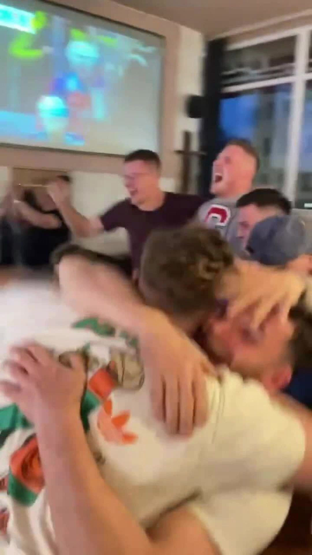 Bláznivé oslavy Varů. Prohra Sparty přinesla bronz