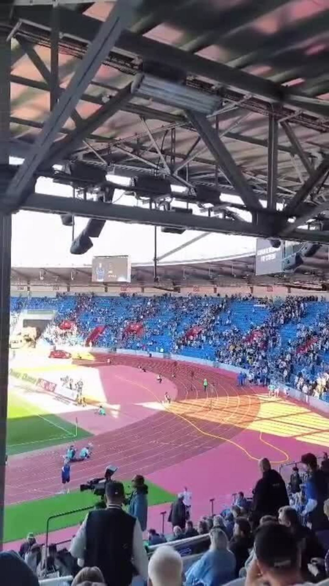 Odchod fanoušků Baníku před koncem zápasu