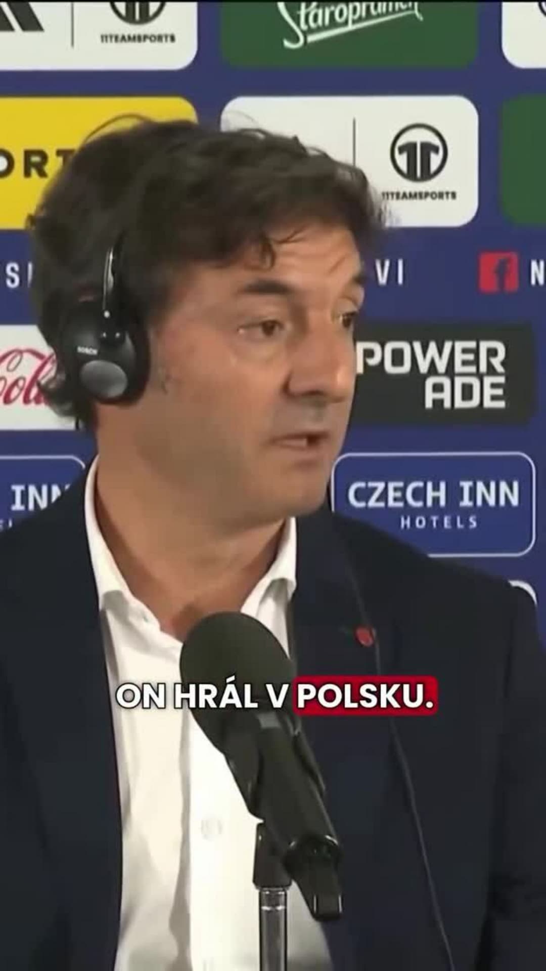 Denia si na tiskovce spletl Macka se Sáčkem